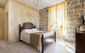 Pietra Rossa Hotel