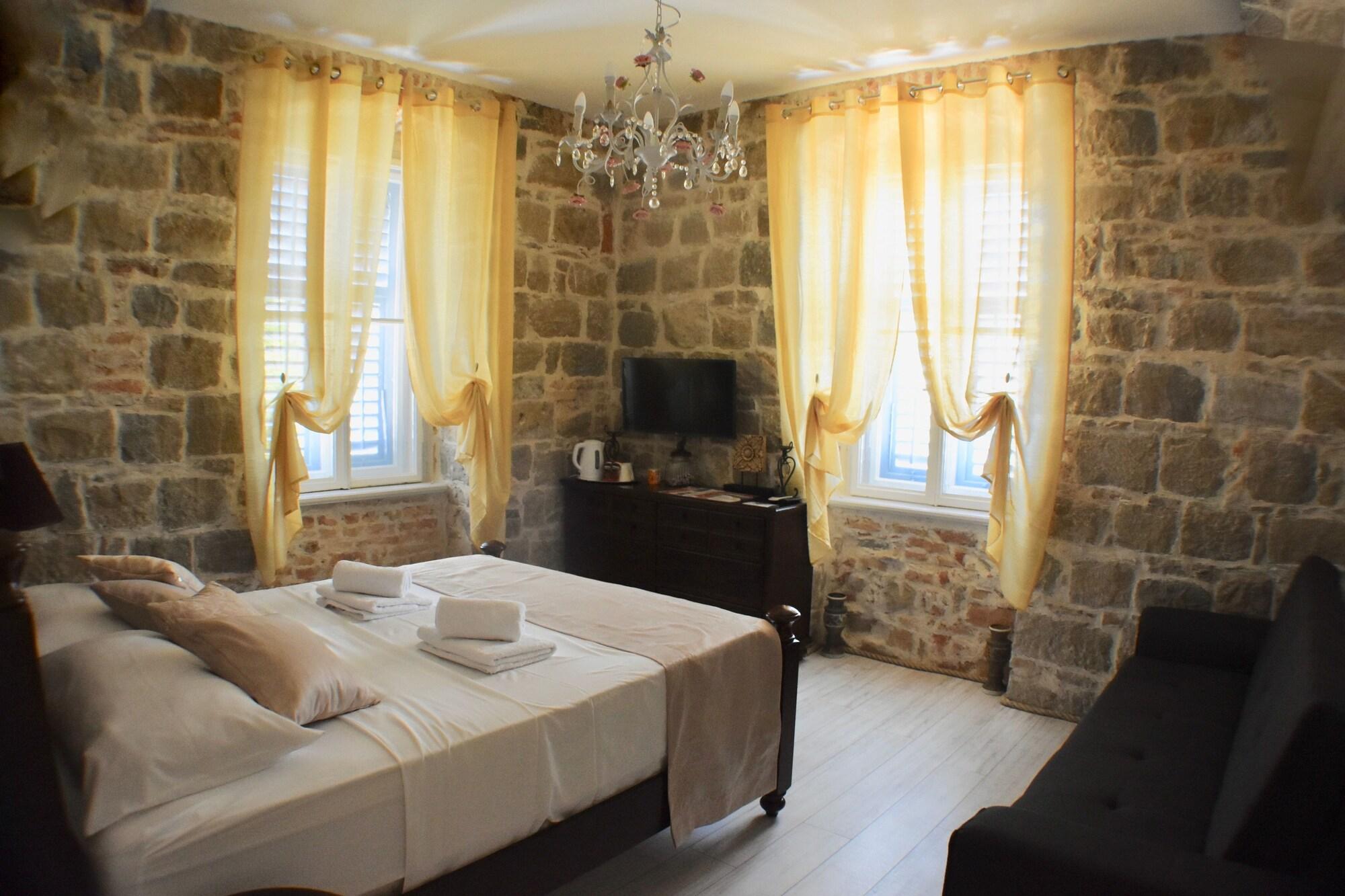 Pietra Rossa Hotel Split Buitenkant foto