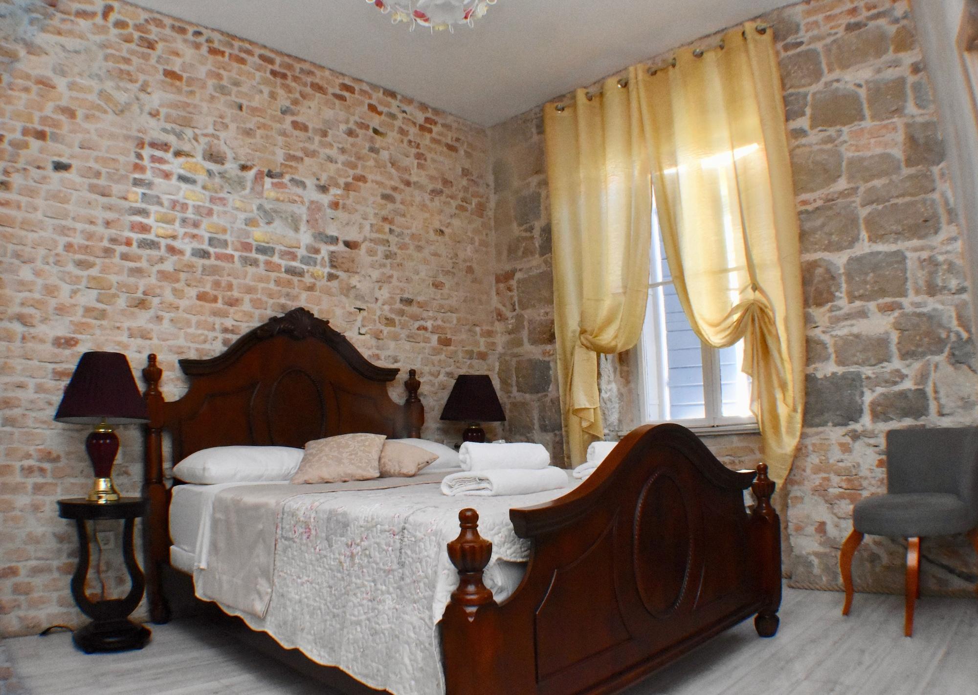 Pietra Rossa Hotel Split Buitenkant foto